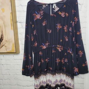 🌼5/$25🌼Mudd hippie boho long bell sleeve romper